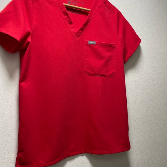 FIGS Scrubs Top & Pants - Picture 5 of 8